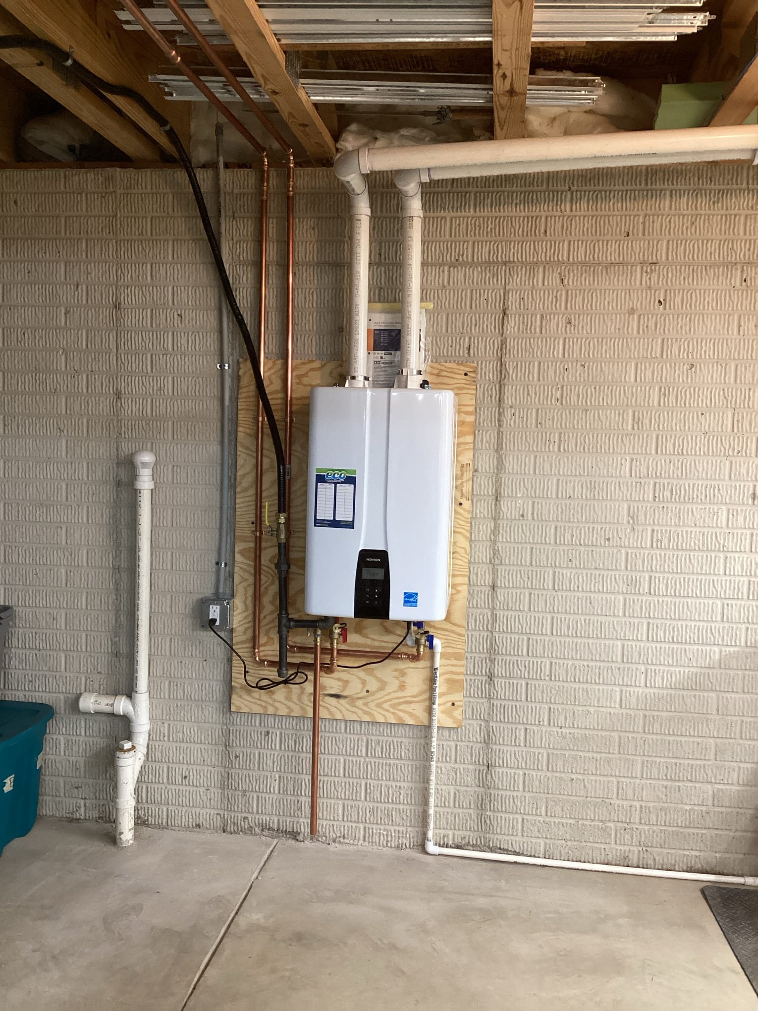 How Tankless Water Heater Maintenance Boosts Energy Efficiency