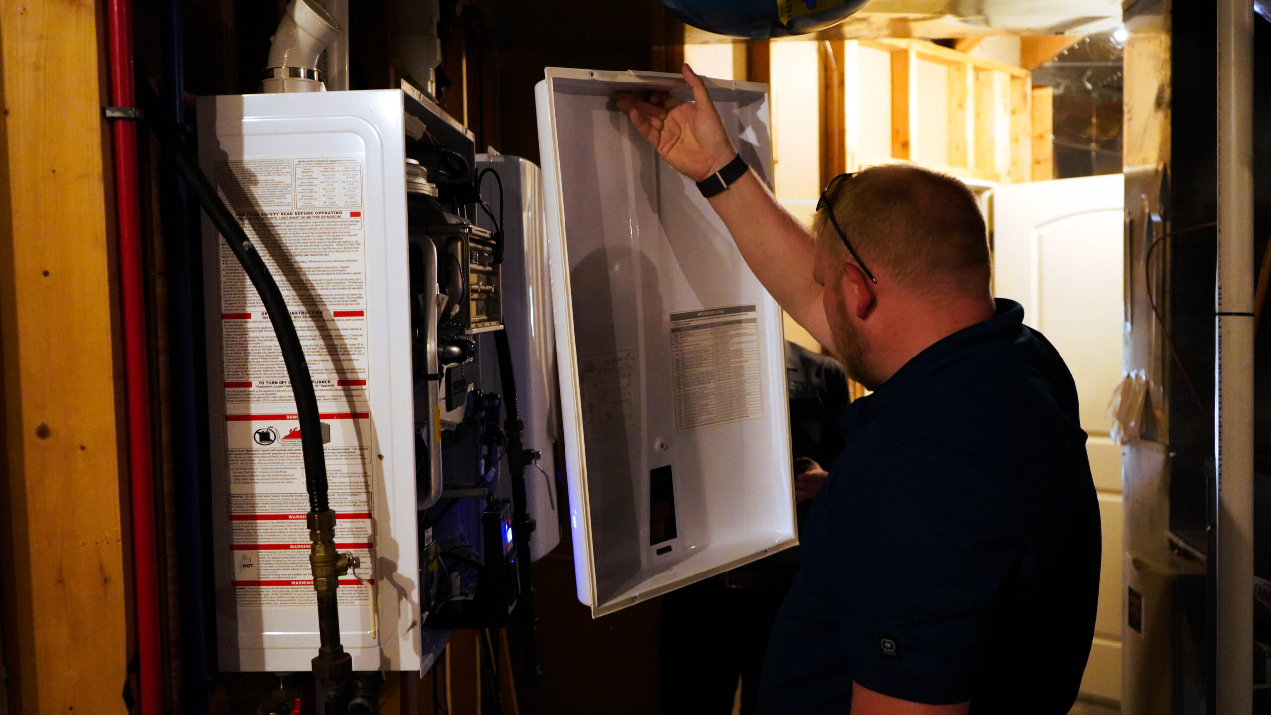 How Regular Tankless Water Heater Maintenance Extends System Lifespan