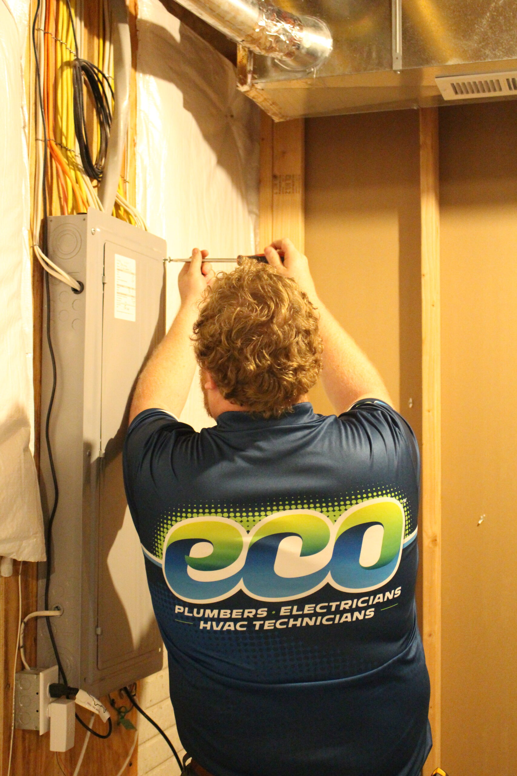Top 5 Electrical Services to Book Before Hanging Holiday Lights