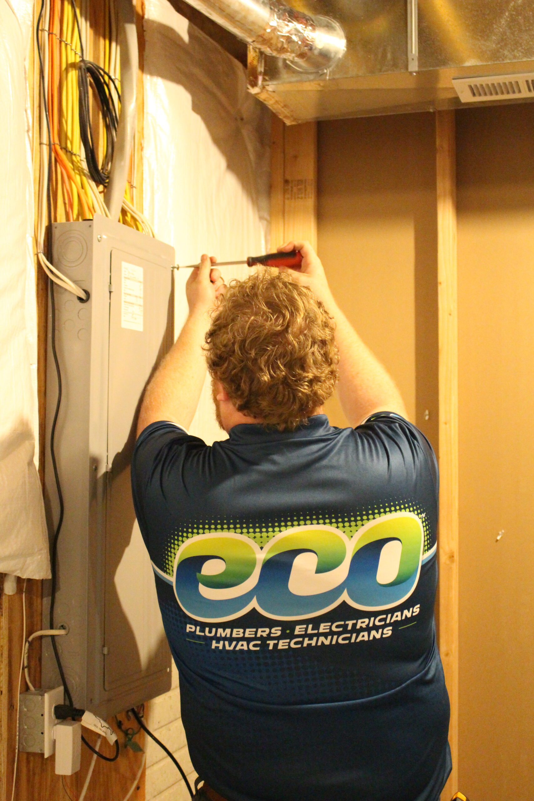 How to Choose the Best Electrician for Home Repairs and Upgrades